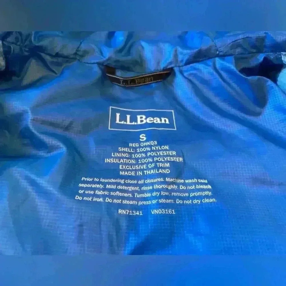 LL Bean Quilted Puffer Jacket Prima Loft Blue Hooded Stowaway Women's Size Small - Picture 4 of 14